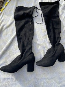 knee high boots betts