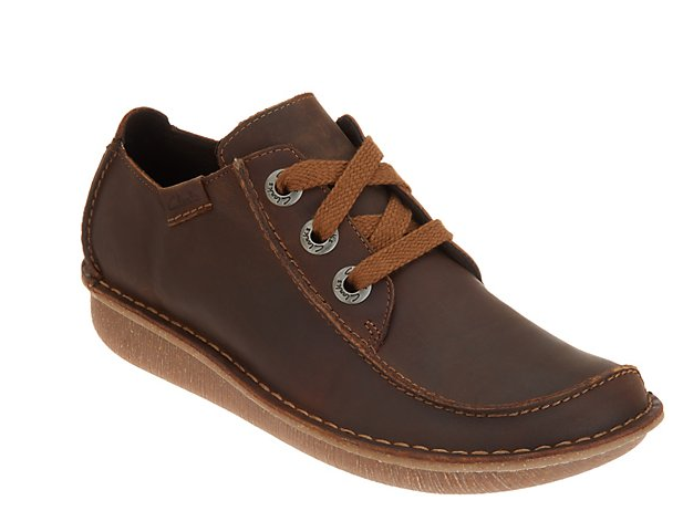 clarks funny dream sage nubuck