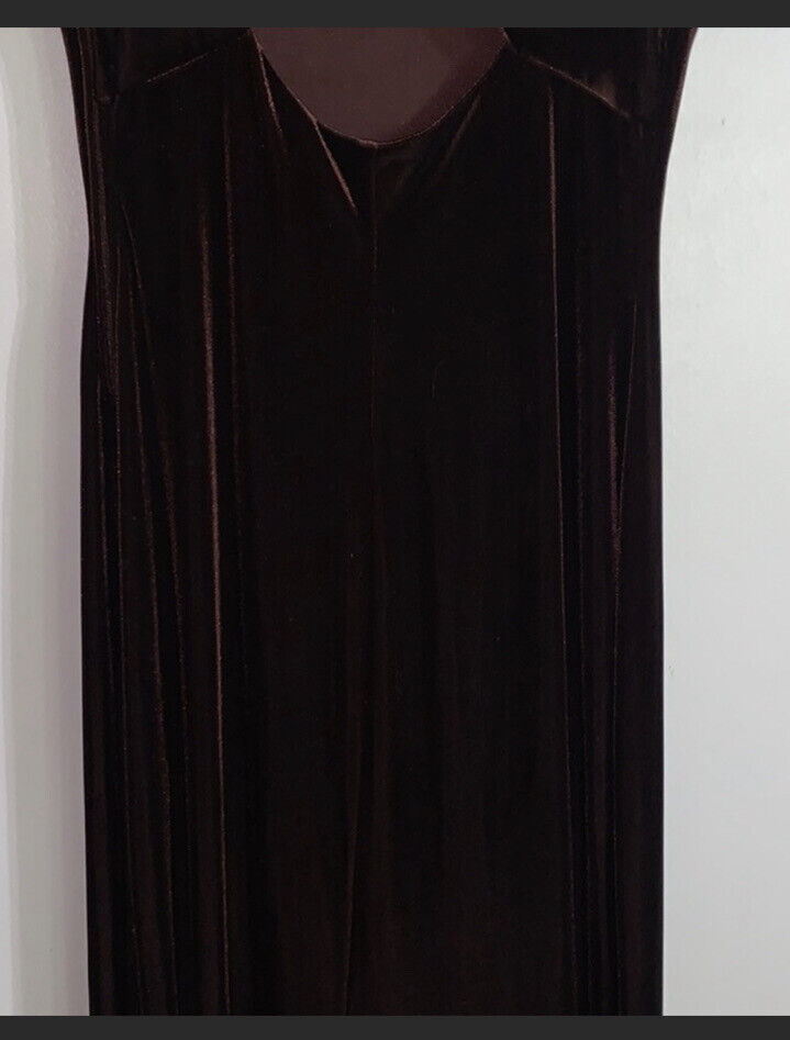 Niki by niki livas velvet Brown dress maxi - Size… - image 3