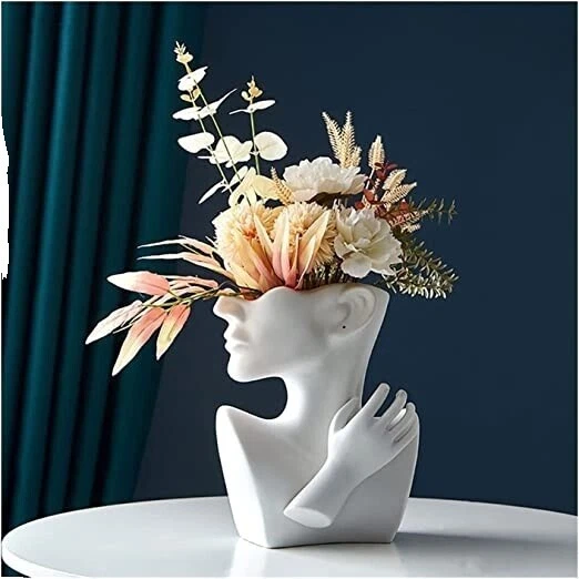 White Modern Home Décor