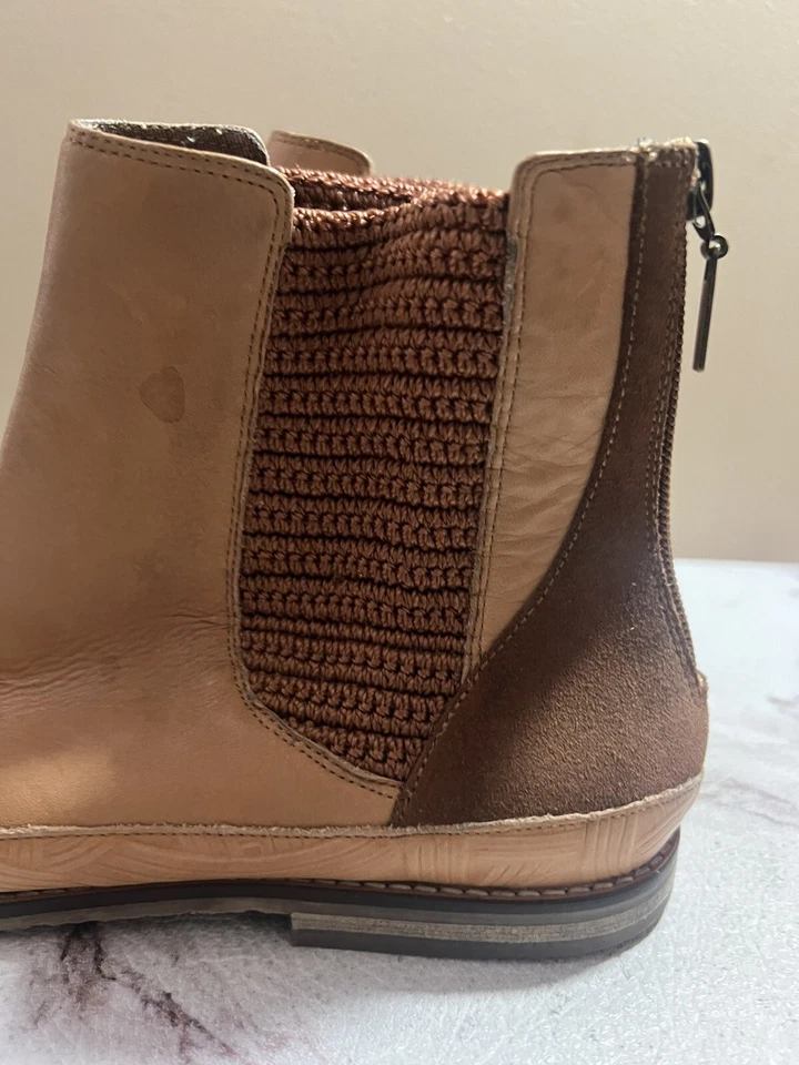 Botas superiores de cuero marrón The Sak para mujer talla 8,5 detalle de ganchillo Foto 2 de 4