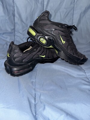 Nike tn Plus Trainers Black Green