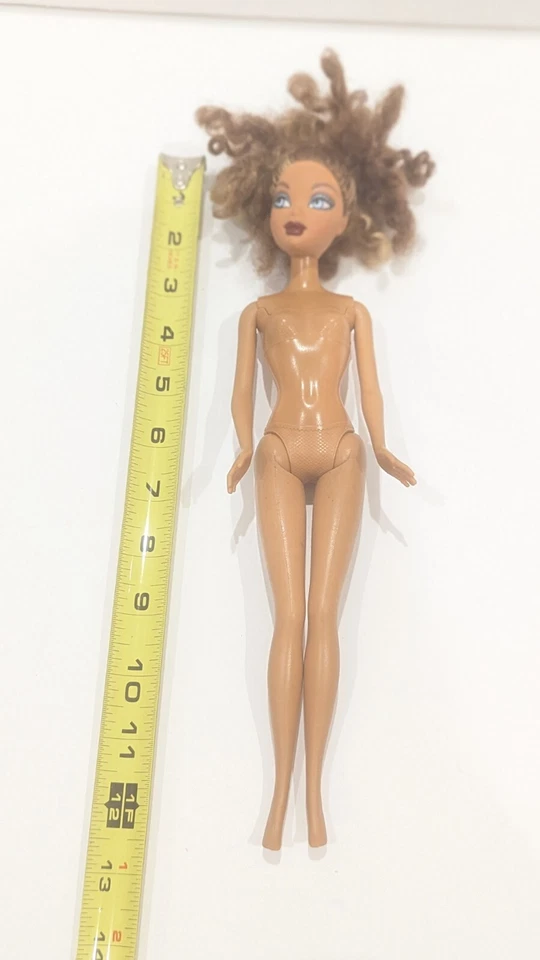 Barbie My Scene Swappin Styles Madison  Westley Doll Bling Glitter Makeup Toy - Image 4 of 4