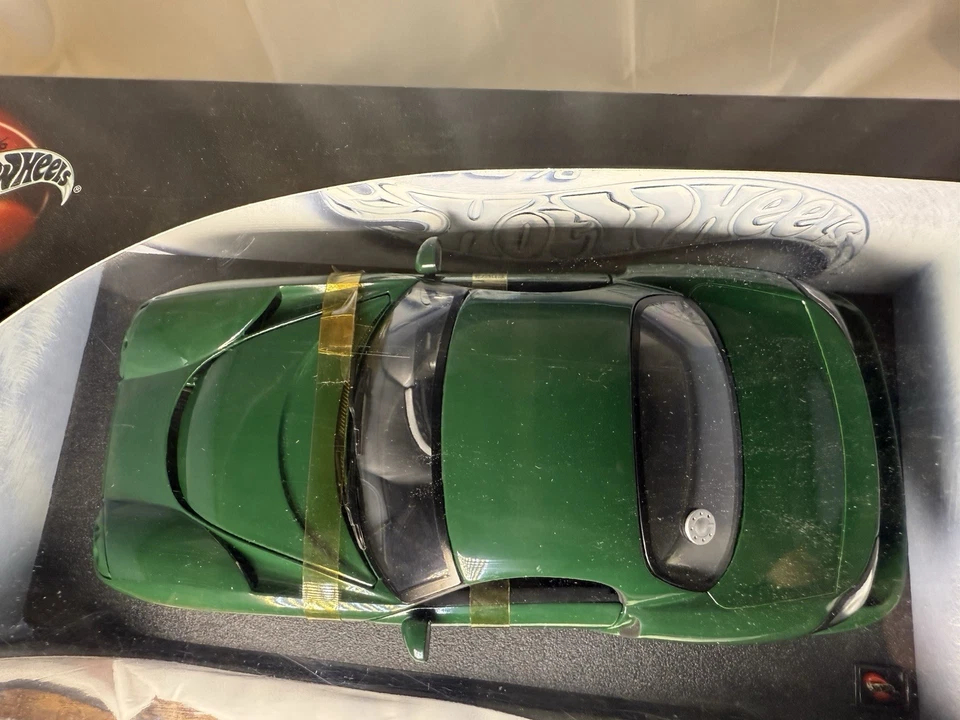 Hotwheels 1:18 TVR Velocidad 12 - Verde - Sellado En Caja Diecast Modelo Coche Foto 2 de 2