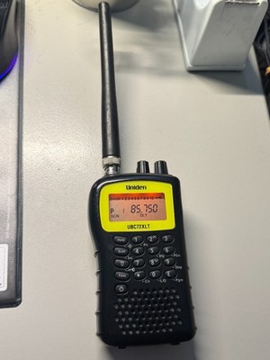 Uniden UBC72XLT Funkscanner . VIDEO ANSEHEN