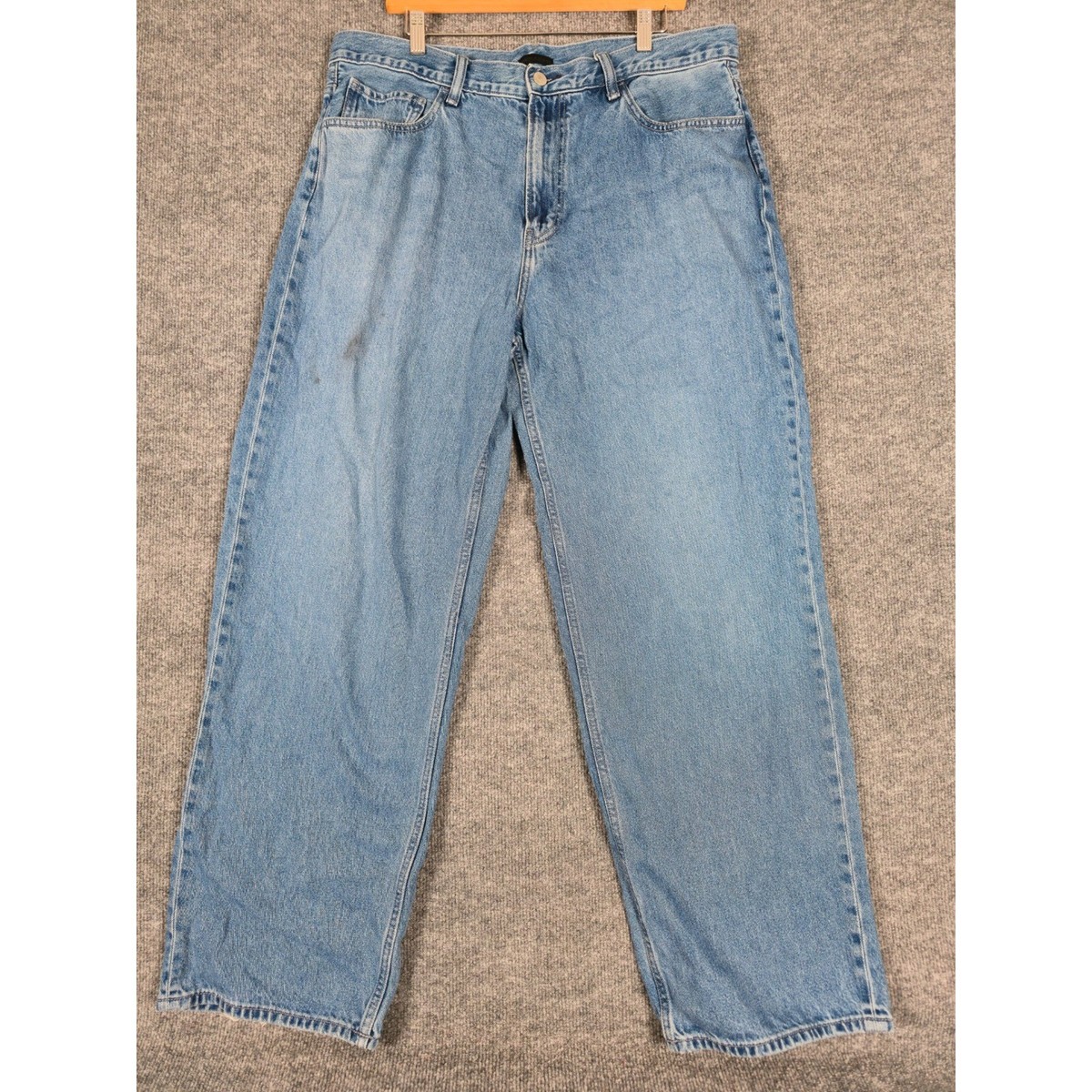UNIQLO Jeans Mens 36x31 Light Wash Relaxed Fit Denim Pants