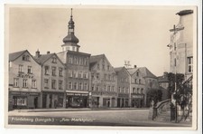 AK Friedeberg Isergebirge Am Marktplatz Mirsk Friedeberg am Queis Geschäfte U238