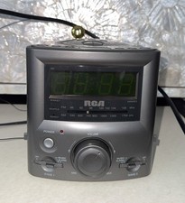 Vintage RCA Portable Radio Alarm Clock RP 3751a - CD Player Works