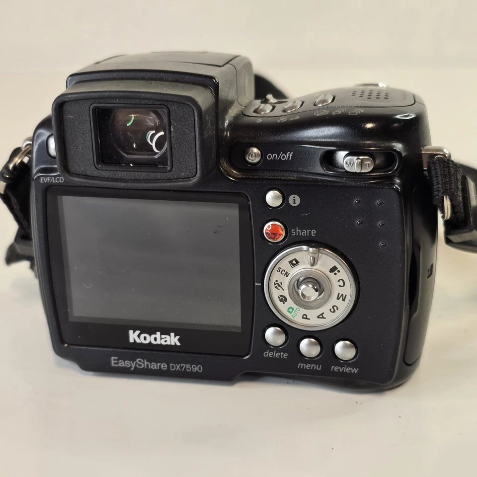Kodak EasyShare DX7590 5.0MP Digital Camera - Black Tested Works - Image 4 of 4