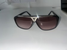 Louis Vuitton Evidence Z0241W Sunglasses – Soft Rose Gradient Lenses – Men/Women