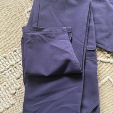FIGS Women  s Purple Solid Medical Scrub Set Matching Top  Pants Uniform