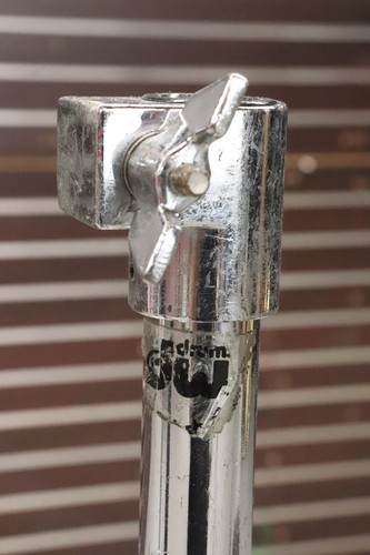 DW 12.7mm Single Tom Stand W/ 3/4" Cymbal Stand Attachment - Picture 3 of 14