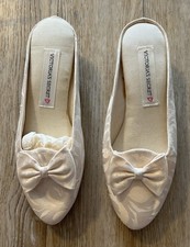 VINTAGE Victoria Secret Lingerie Lounge Slippers Medium Satin Bow 115200 001