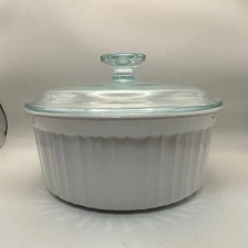 Corning Ware French White Casserole F-5-B with Pyrex Lid 1.5 Quart/1.6 Liter
