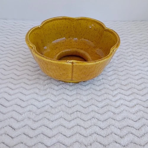 Haeger Pottery USA Vintage Gold Speckled Planter Vase Pot #216 Scalloped Chip