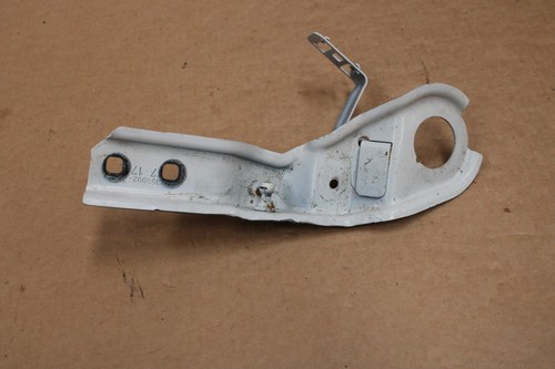 BMW X1 F48 Halter Kotflügel  Rechts 7355992 10