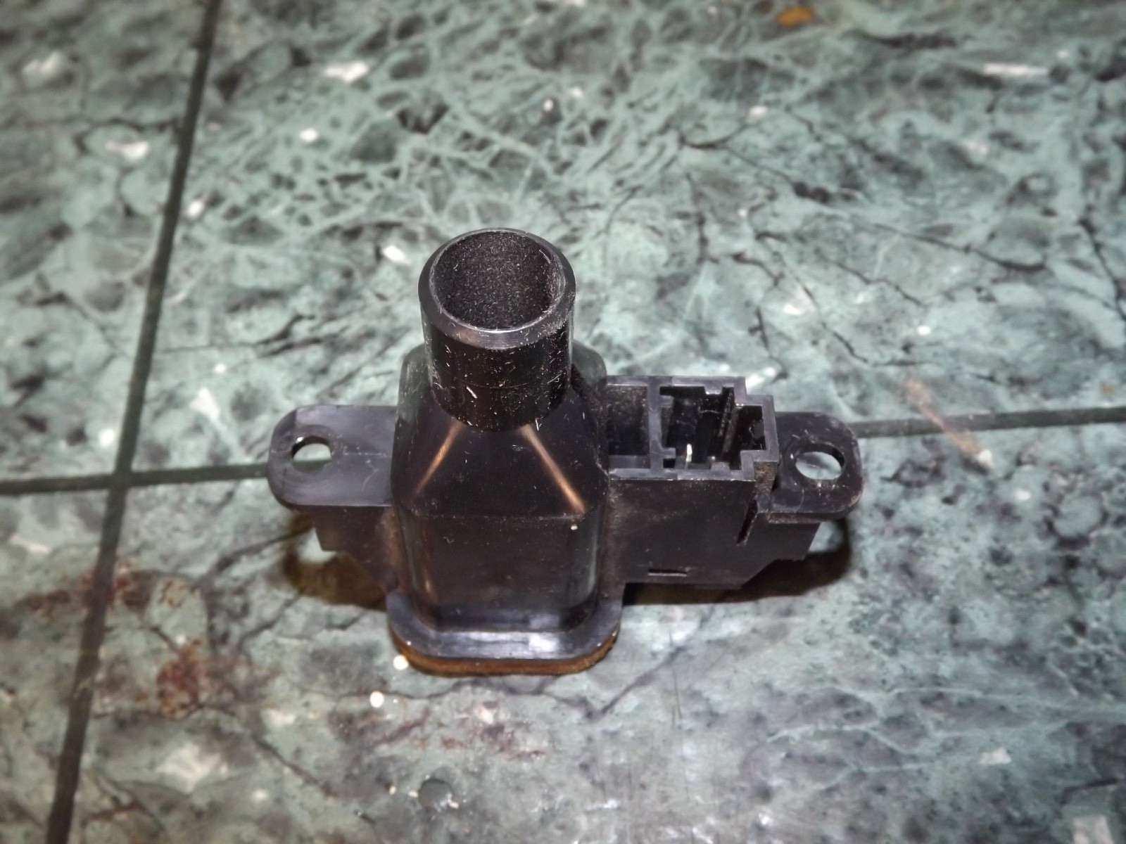 OEM USDM 0608 Honda Ridgeline interior in car temperature sensor