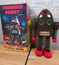Vintage THUNDER ROBOT 11.5" Tin Repro Robot Battery Operated - Schylling Brown