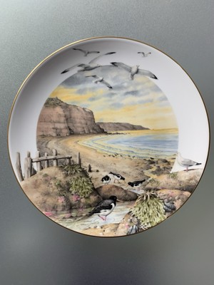 Dekorativer Sammelteller, Royal Worcester Porcelain ''February on the Coast''