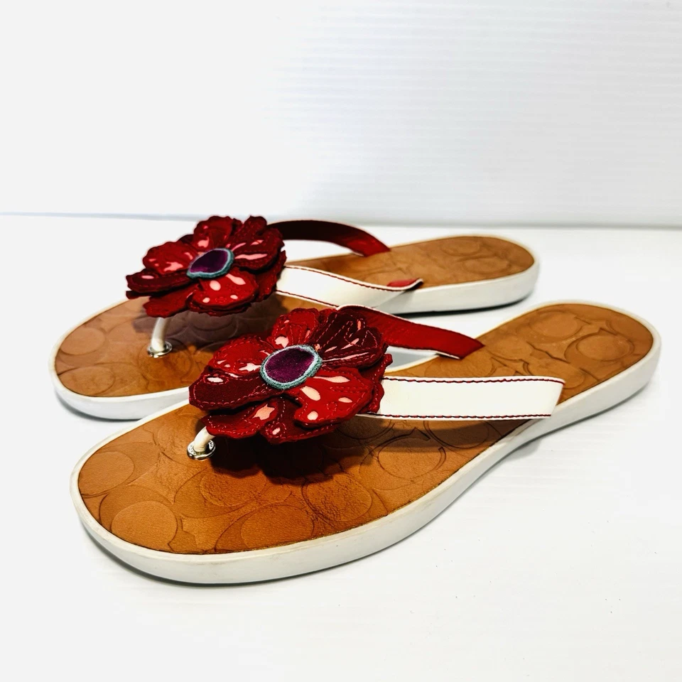 Sandalias Coach Larisa rojas florales talla 8 Foto 2 de 4