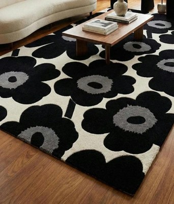 Black Floral Wool Rug | Hand Tufted Modern Flower Area Rug | Scandinavian Minima