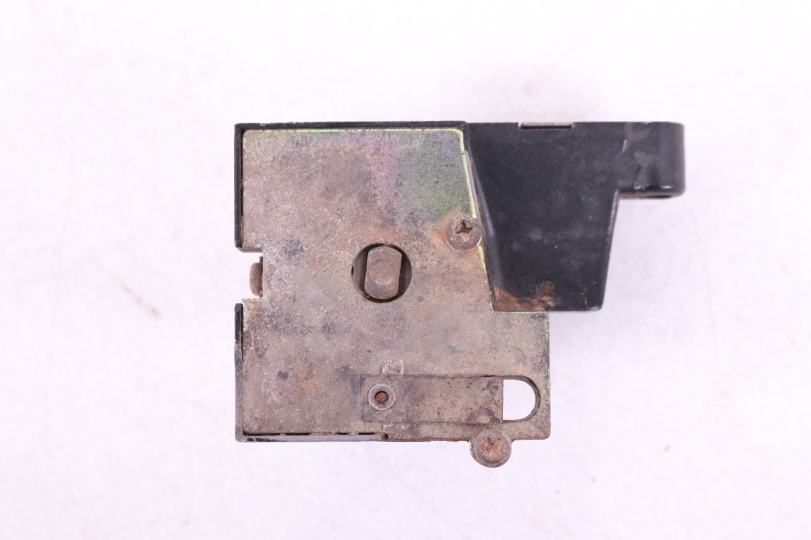 1976 76 YAMAHA DT175C 175 OEM HELMET LOCK Y157