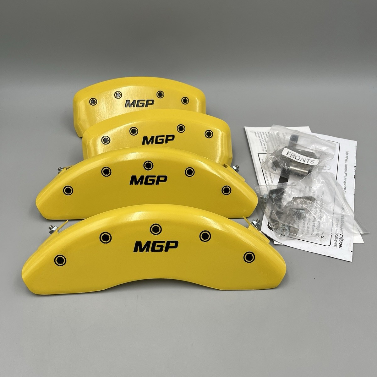 マッドキャップブロス　MAG-Ⅰ DS180　中古 MGP Brake Caliper Covers 2011-2014 Volkswagen Jetta Yellow & Black