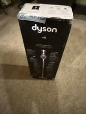 Dyson Dyson V8 400473-01 Stick Vacuum Cleaner...