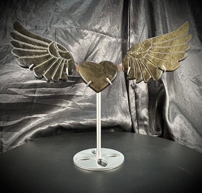 9'' Wingspan Golden Obsidian Wings With Heart On Metal Stand 6oz (170 grams)