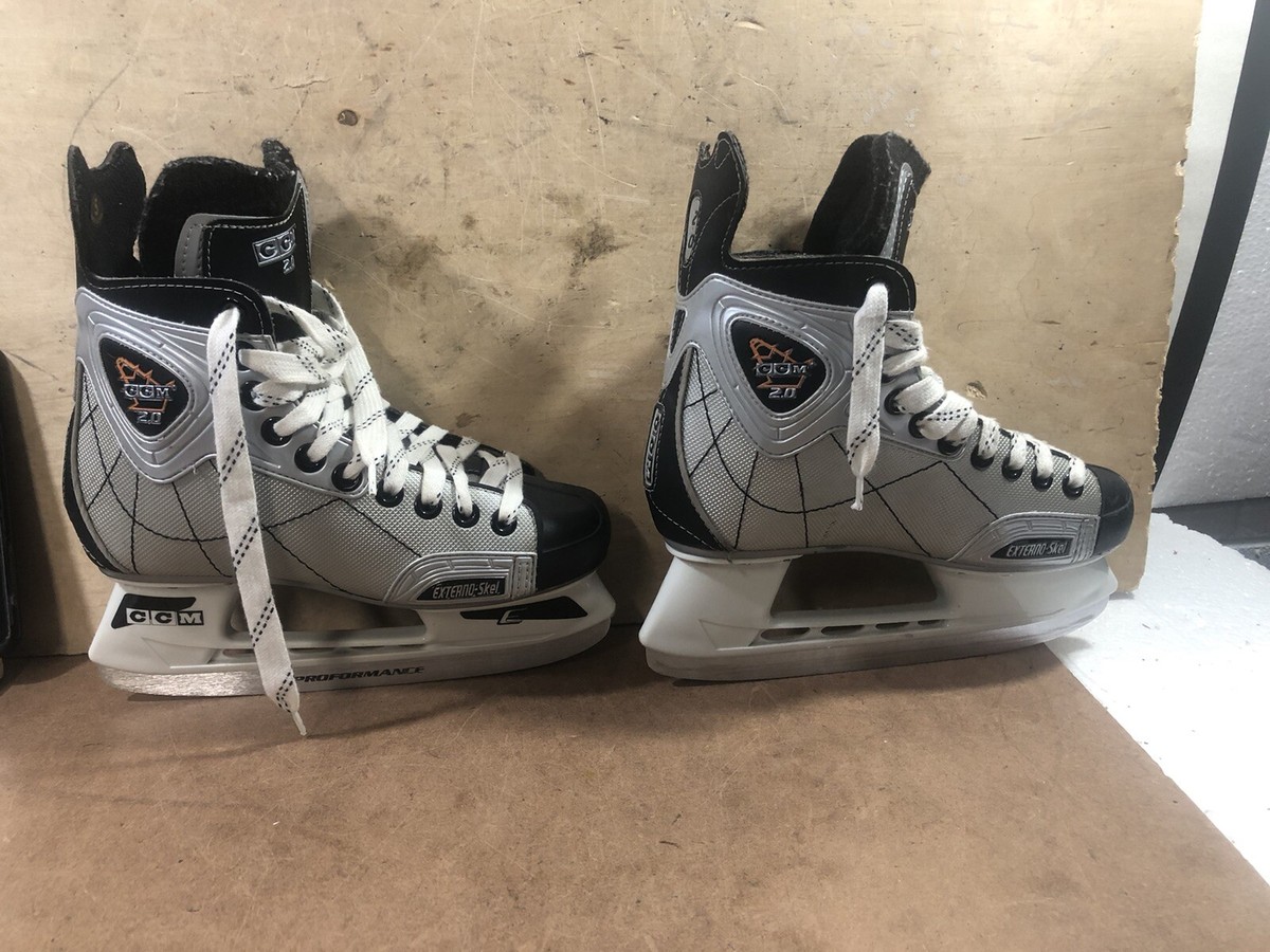 CCM Externo E20 Hockey Skates Size 5 Senior Used CCM Externo E20 Hockey Skates Size 11.5E  main image 2
