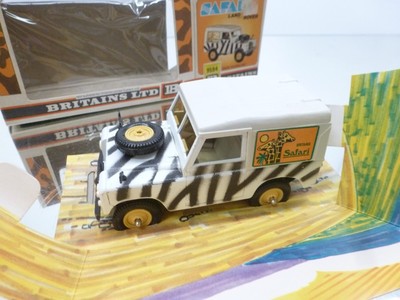 ミニカー BRITAINS 9594 SAFARI LAND ROVER ZEBRA BRITAINS 9594 SAFARI LAND ROVER ZEBRA STRIPE - VERY RARE -1:32