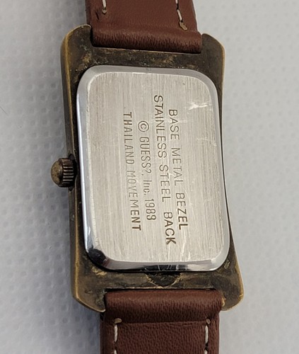 Ladies Vintage Guess 1989 Rectange Gold Tone Brown Leater Band Watch L5 - Picture 9 of 9