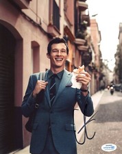 Callum Turner Fantastic Beasts Autographed Signed 8x10 Photo ACOA