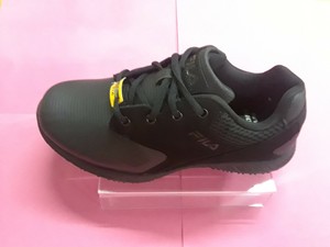 non slip wide womens shoes