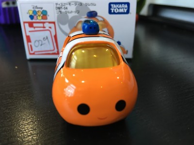 DISNEY MOTORS DMT-05 FINDING NEMO TAKARA TOMY DIECAST CAR TSUM