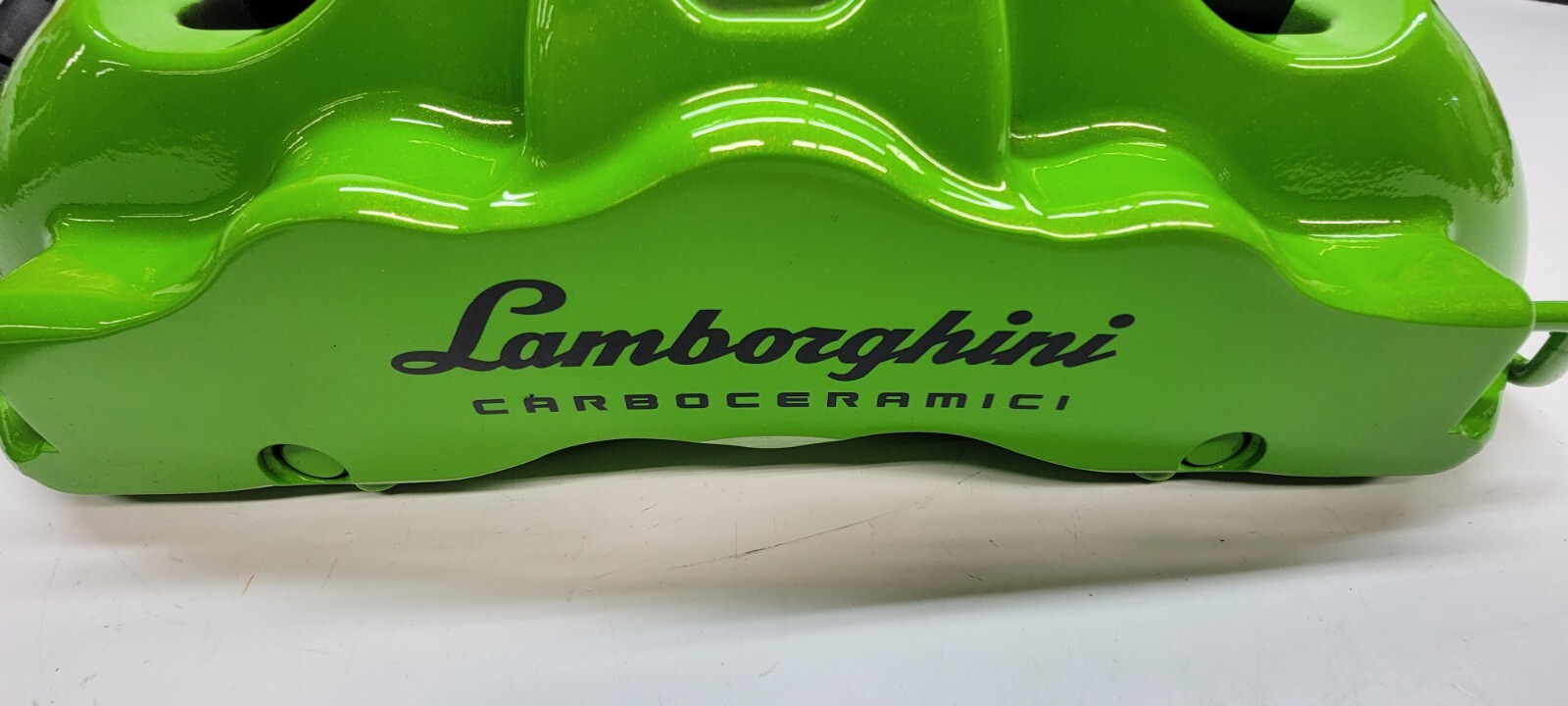 LAMBORGHINI HURACAN FRONT LEFT DRIVER SIDE BRAKE CALIPER OEM 4T0615105CF GREEN
