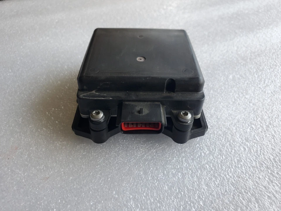 Módulo sensor punto ciego Ford Mustang 2015-2018 FT4T 14D453 AD 2L3 Foto 2 de 4