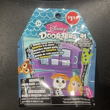 New Sealed Disney Doorables Series 5 Mickey  Friends - Clarabelle Ultra Rare 