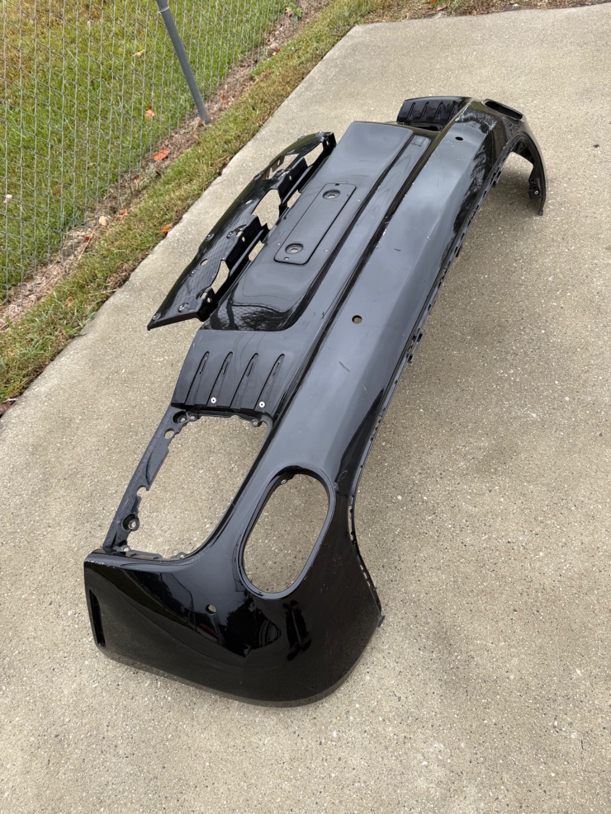 2008 - 2012 Audi R8 Rear Bumper OEM “NO SHIPPING “ 420807511