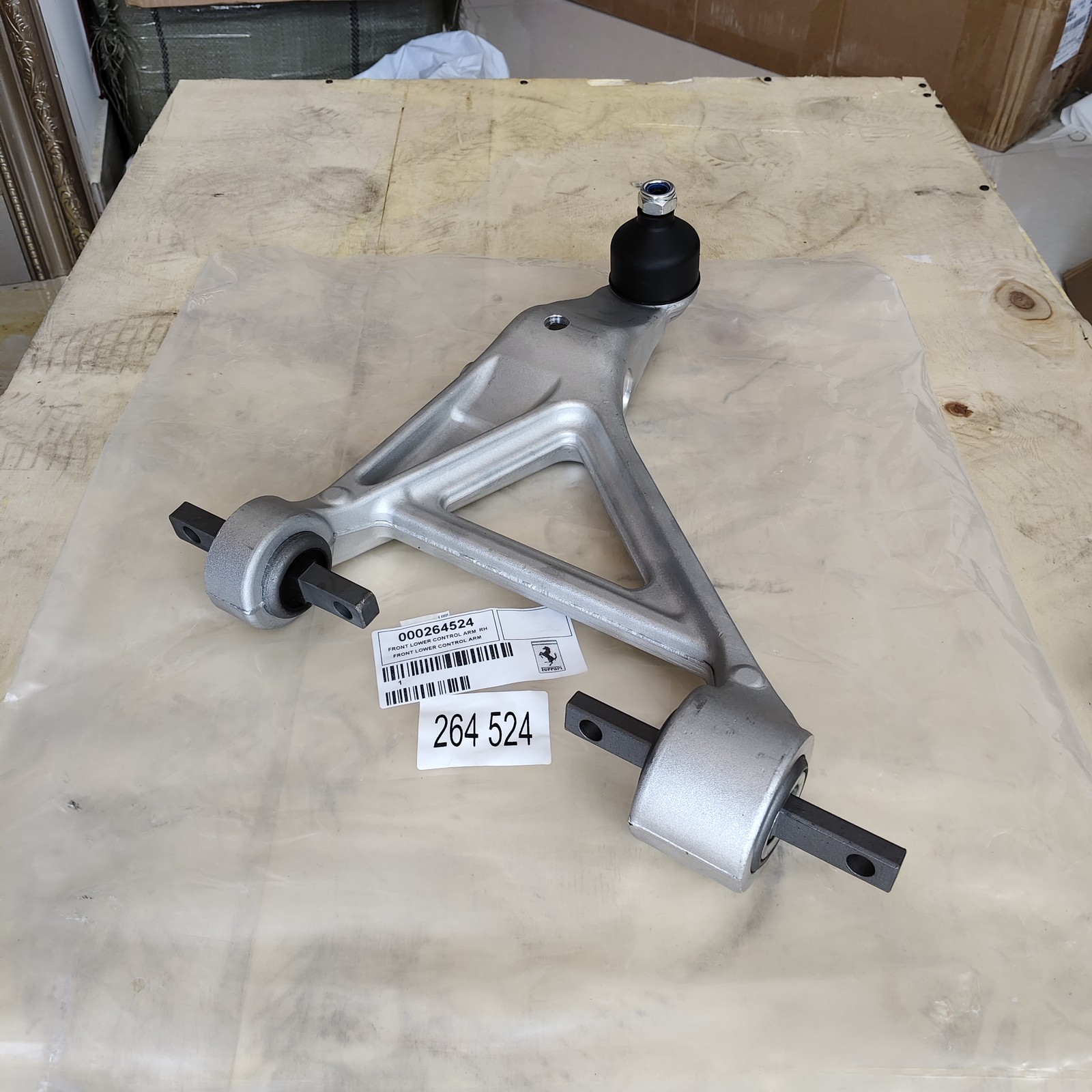264524 Front Rightt Lower Control Arm for Ferrari 488 458 812 California F8 F12