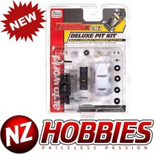 Auto World TRX139 Thunderjet Deluxe Pit Kit 1965 Volkswagen Beetle 