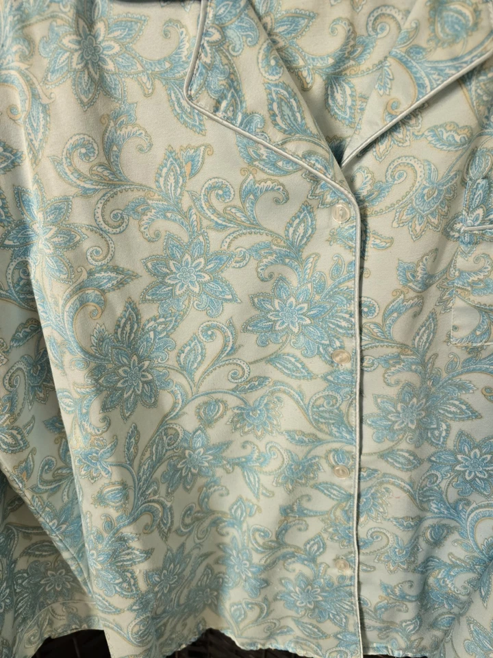 2 pair Miss Elaine Women’s Large Brushed Satin Pajama 2-of Set 4 pieces - Image 4 of 4