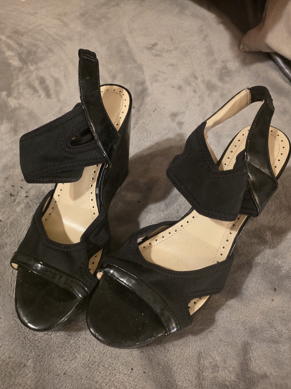 Adrienne Vittadini Black Sling Back Calara Wedge Sandal Heels Women's 8.5