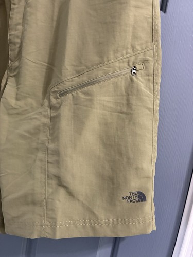 The North Face Mens XXL Paramount Trail Shorts Olive Green Belted Stretch New - Picture 3 of 9