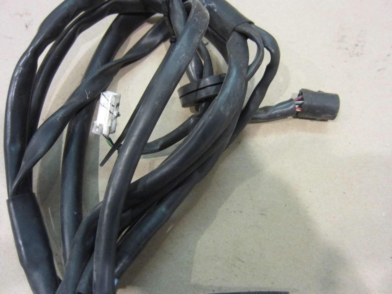 Ferrari 360 - Door Electrical Connection Cables. Wire Harness.  Part# 183327