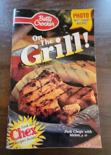 Betty Crocker ON THE GRILL Paperback Cookbook Recipe Idea Flip Book - 第 1/4 張圖片