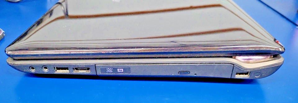 ASUS N61Jq, Intel Core i7-Q720 1,60 GHz, 8 GB RAM, 128 GB SSD Windows 10 Foto 4 de 4