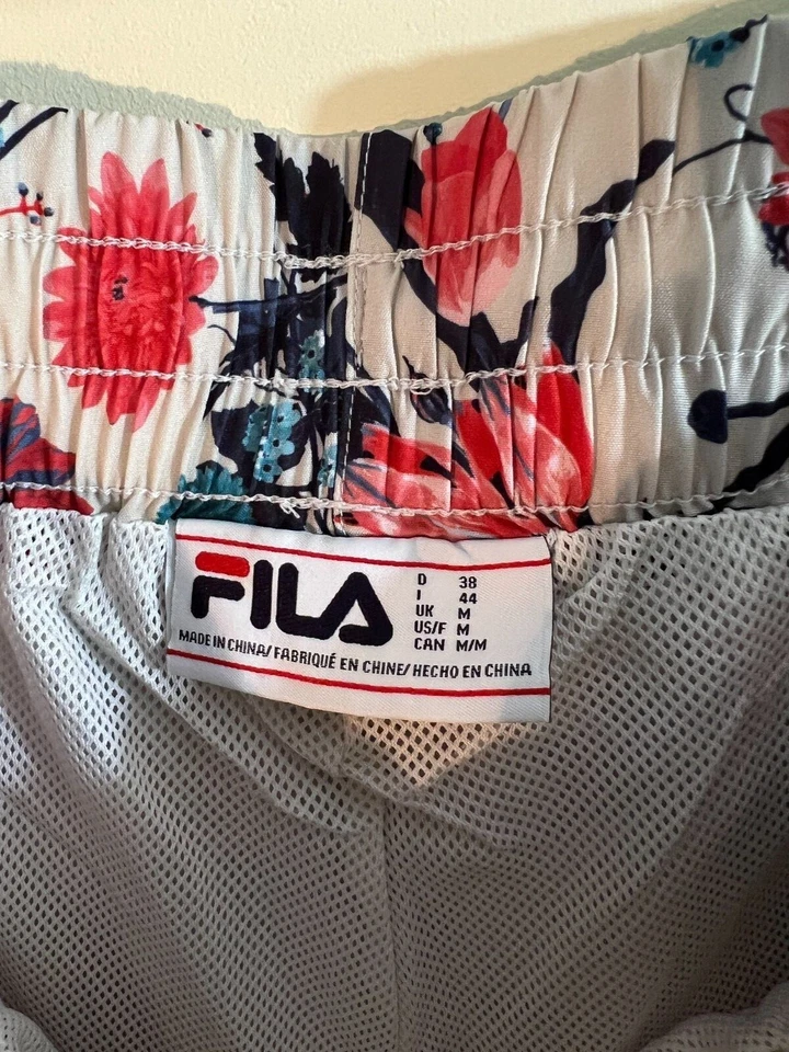 Women's Fila Etha Floral Track Pants Size M White, Red, Navy and Blue - Image 3 of 4