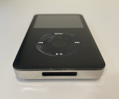 Apple iPod classic 6th Generation Black (160 GB) Works Great