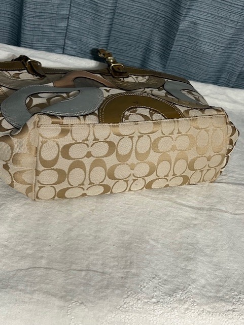 Coach Carly Large Circular Patchwork Shoulder Bag… - image 4